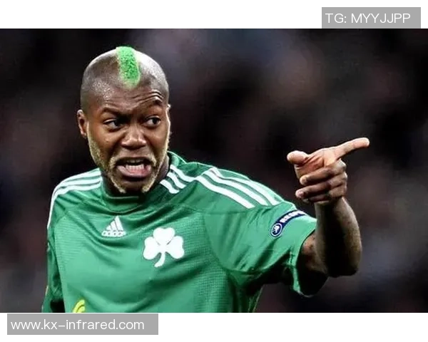 足球场上的色彩与风格:那些热爱染发的足球明星们